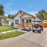 The Coco House/Lone Star Dist/Jacuzzi/Golf Cart